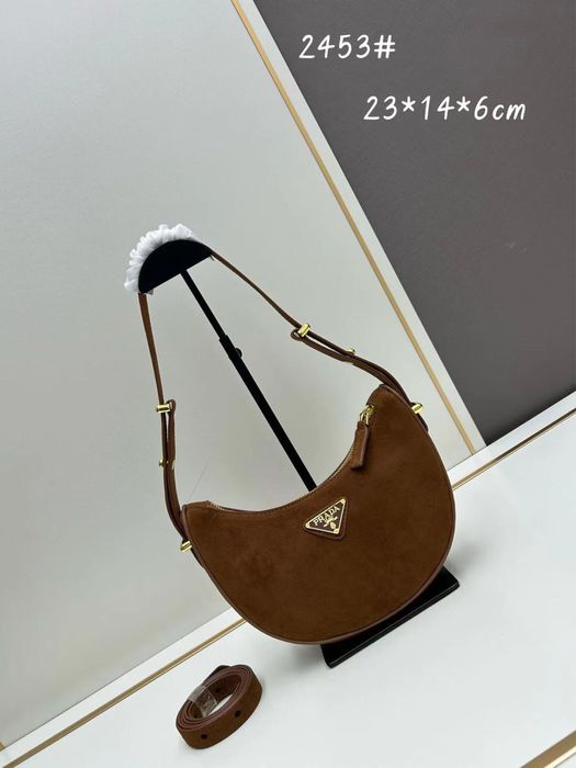 Сумка Prada хіт продажу