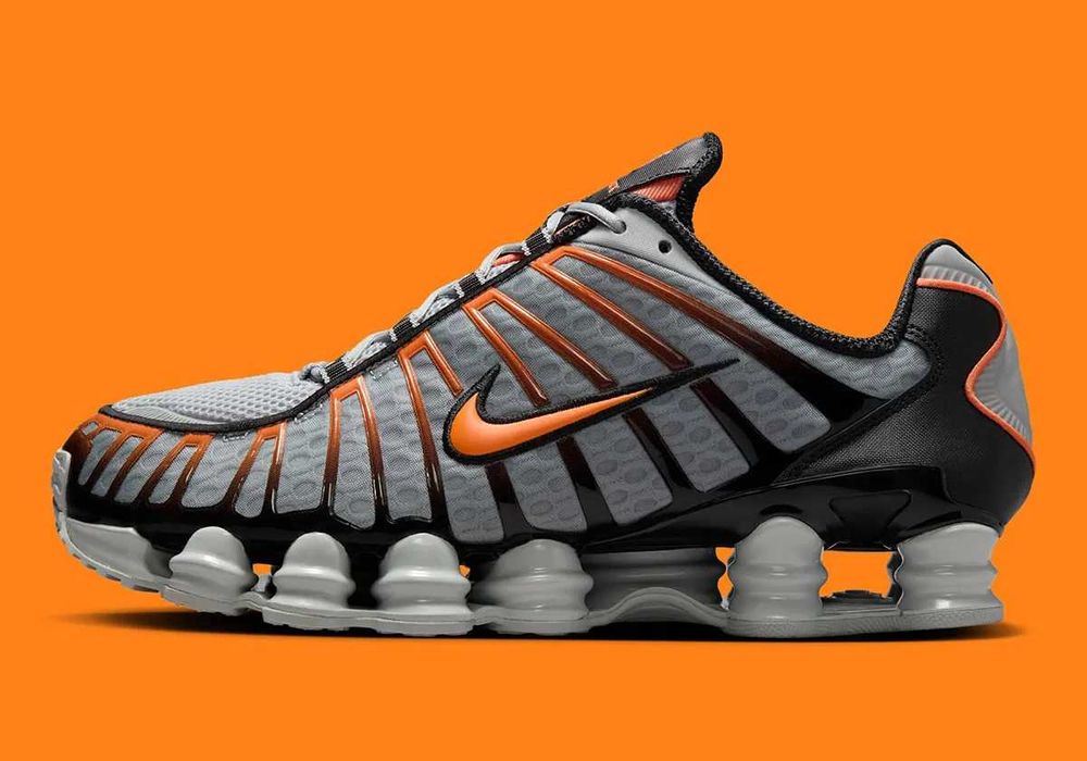 Оригінал! Кросівки Nike Shox TL AV3595-011 US 9 US 9.5
