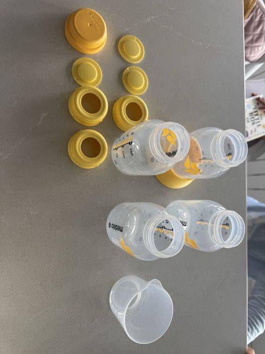 Solo Medela + esterilizador + copos medela