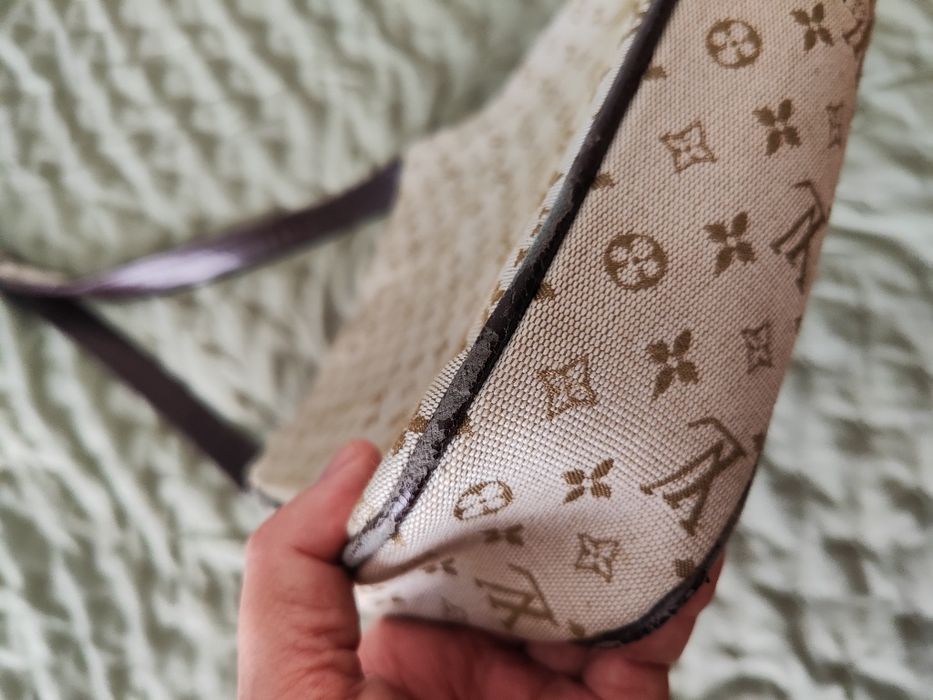 LV Conte de Fées vintage