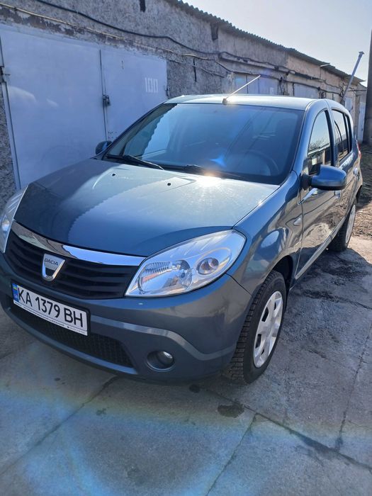 Dacia Sandero 2010рік.