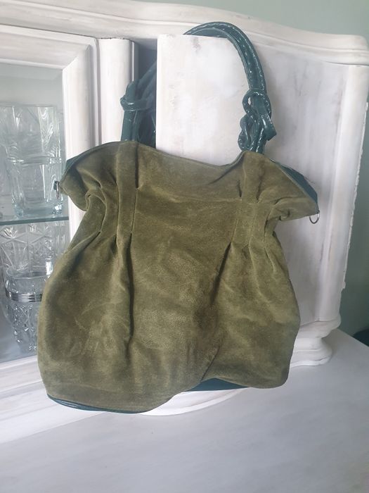 Nowa torebka zamszowa