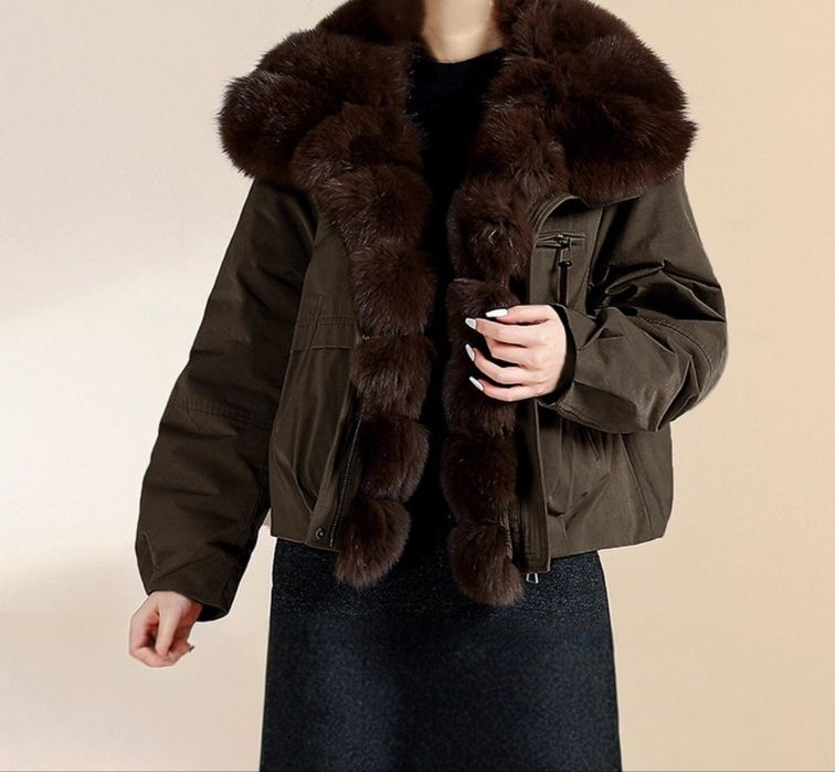 Жіноча куртка розмір L