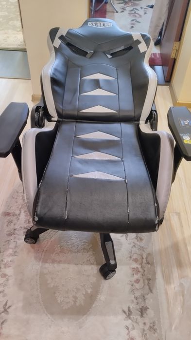 Ігрове крісло кітайске