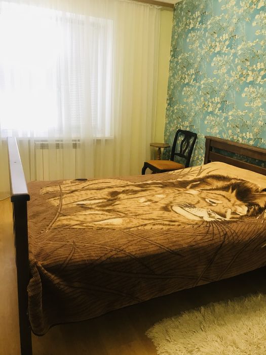 Сдам двушку на песках