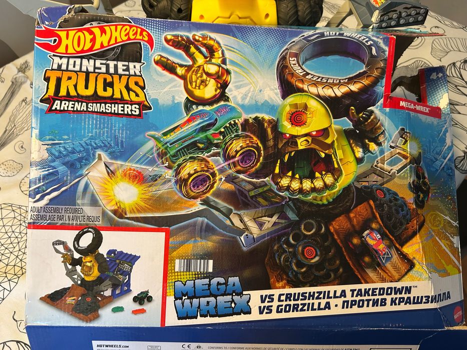 Monster trucks Hotwheels