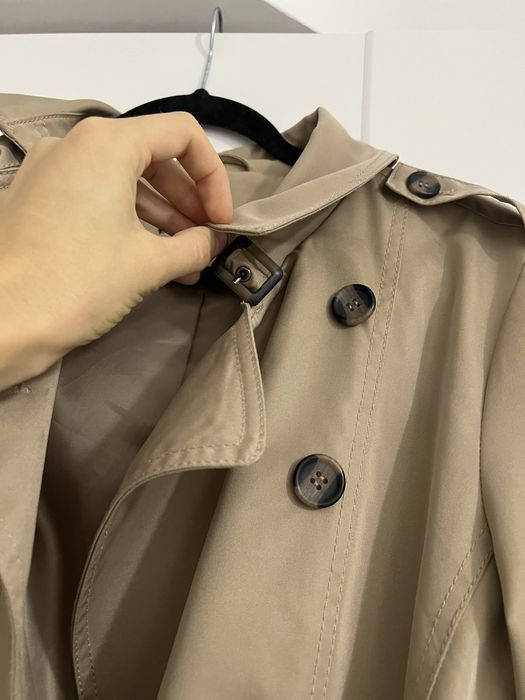 Бежевий тренч, розмір М