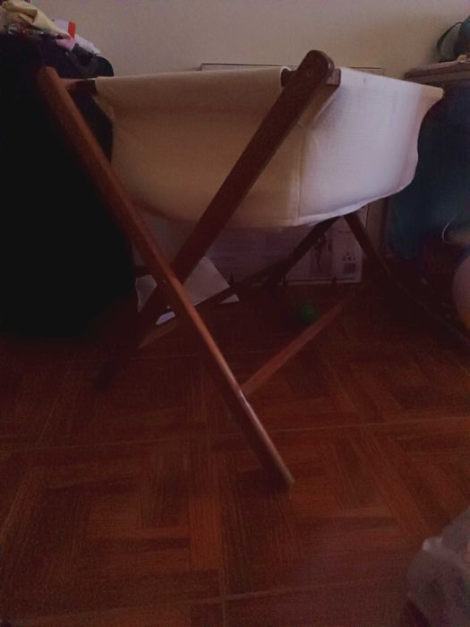 Berço moisés com colchões