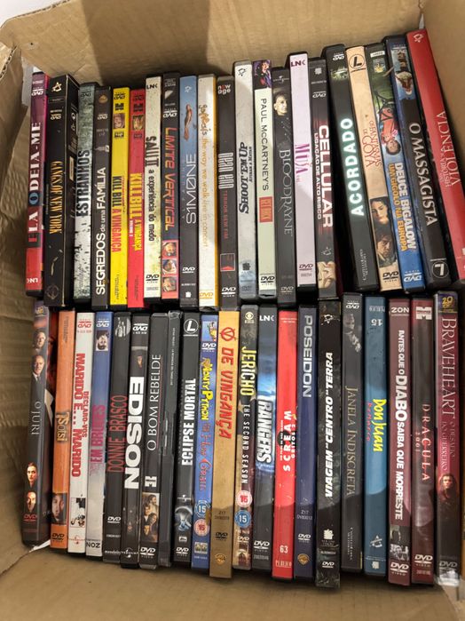 DVD’s de filmes e séries originais