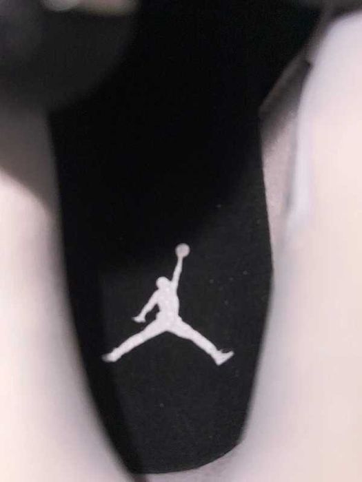 Nowy z metką Jordan 4 retro military black R.46