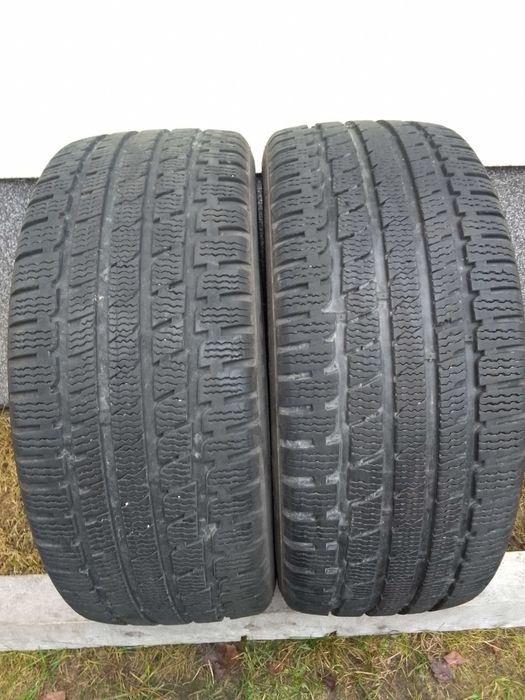 2 opony zimowe Kumho 235/45R18 rant, bieżnik 6mm.