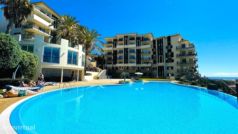 Apartamento T4 em condomínio fechado - Funchal - Ilha da Madeira