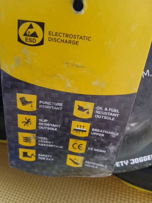 Спецвзуття нове,42розмір