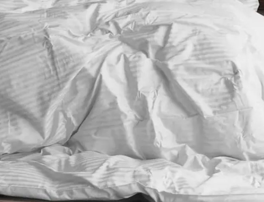 Простинь на резинці Страйп сатин постельное белье постільна білизна