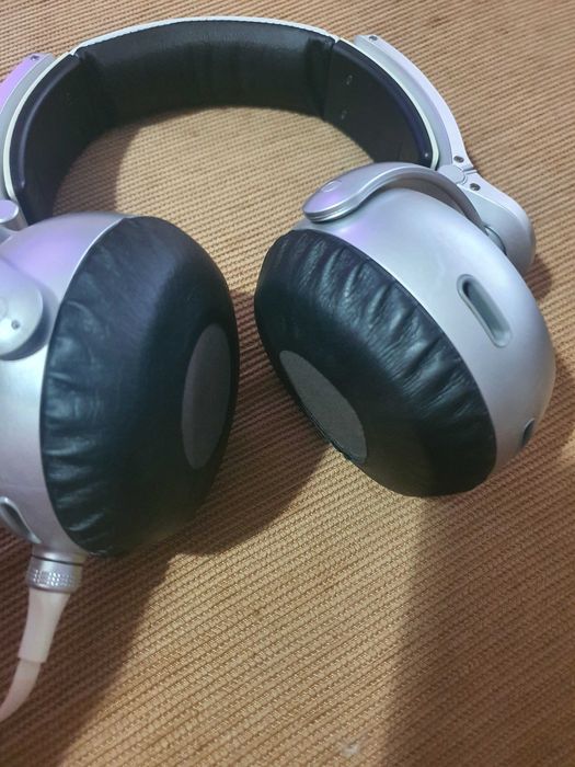 Sony MDR-XB910 Overhead Extra Bass Headphones - Silver