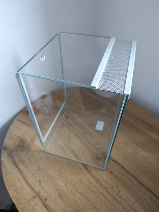 Terrarium szklane z gilotyna