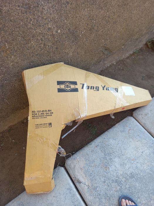 Крило Форд С Макс МК 1  2004-2007
