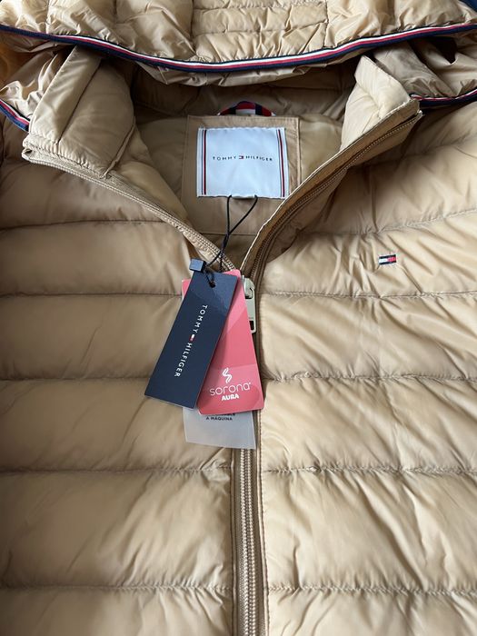 НОВА Демісезонна куртка Tommy Hilfiger S