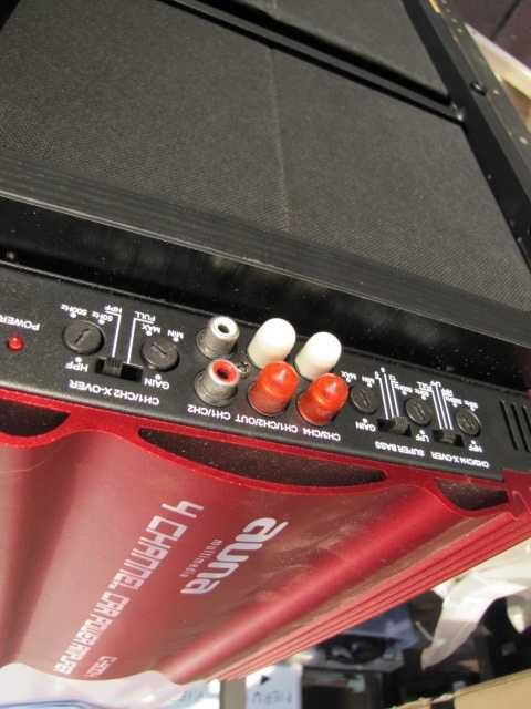 Auna C500.4 4-kanałowy wzmacniacz samochodowy - 4 x 65 W RMS, czerwony