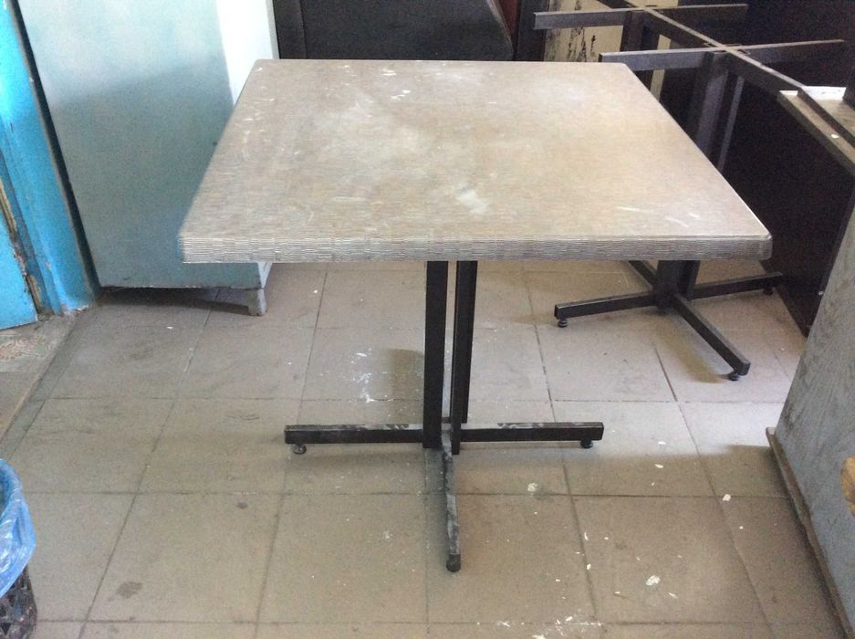 Продам мебель для кафе б/у