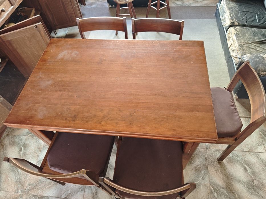Mesa de Jantar Extensível em Madeira com 5 Cadeiras