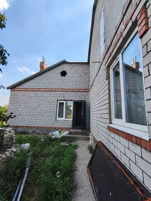 Терміново! Продаж будинку с. Виводове 231  кв.м   30 сот з комуникаціями, сауна, гараж