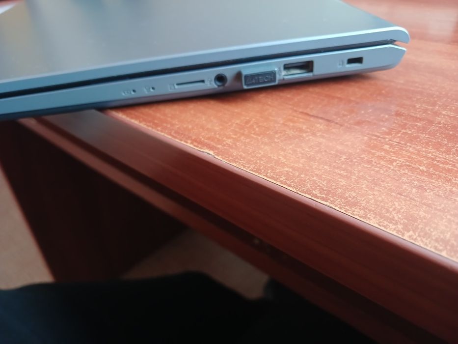 Ноутбук Asus 15"