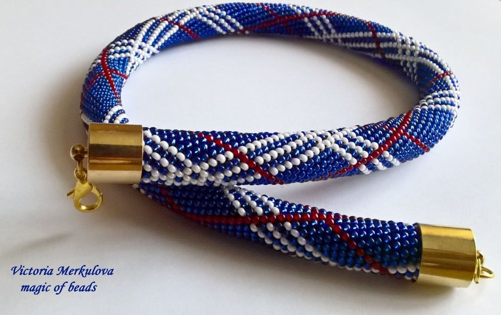 Украшения из бисера