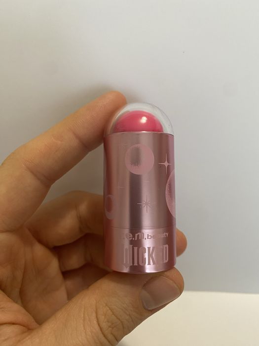 Wicked She’s so good - Blush Lip Stick R.E.M. Beauty