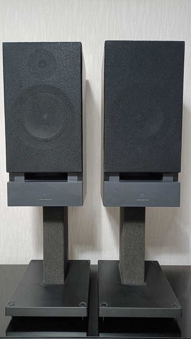 Linn Nexus LS250 kolumny, przewody i stojaki