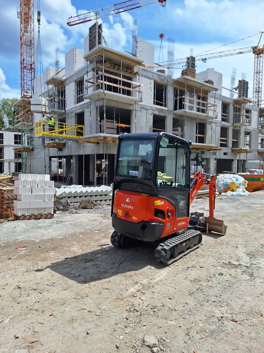 Usługi minikoparką wiertnica