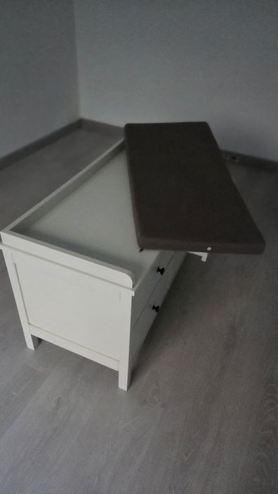 comoda jysk com almofada