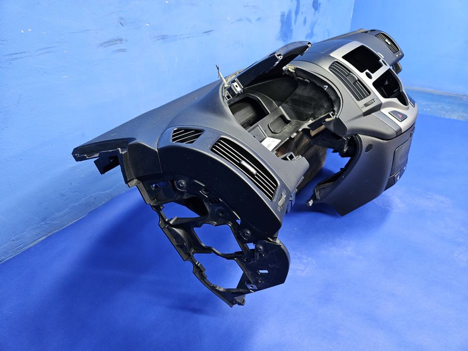 DESKA rozdzielcza HYUNDAI I30 KOMBI 10- kokpit konsola Europa oryginał