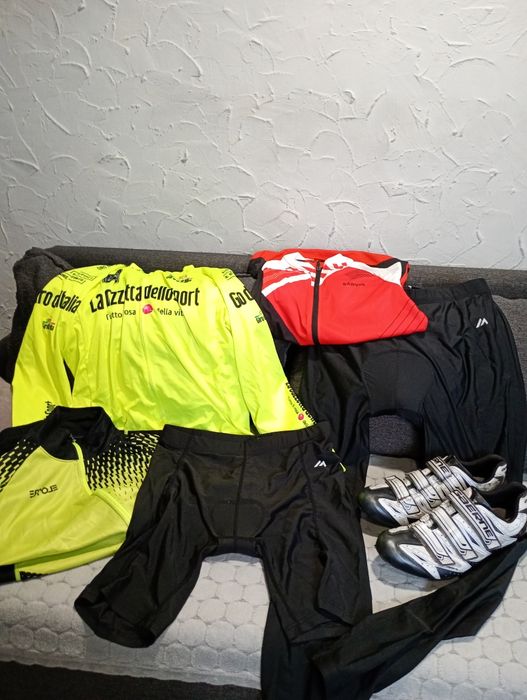 Rower szosowy Boardman 2xopony komplet strój