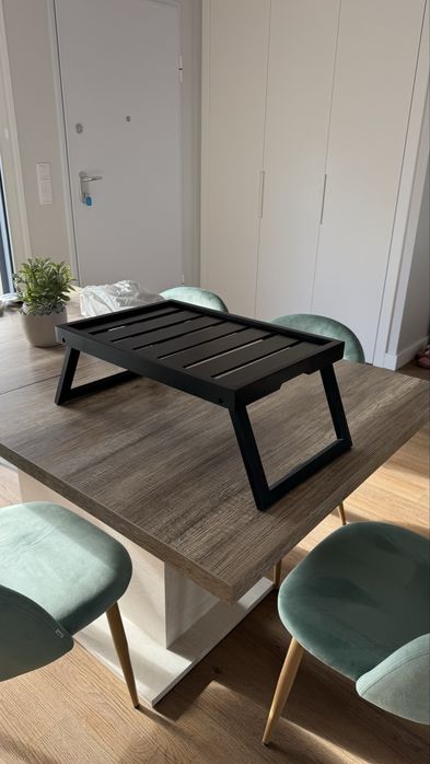 Bandeja  elevada Preta