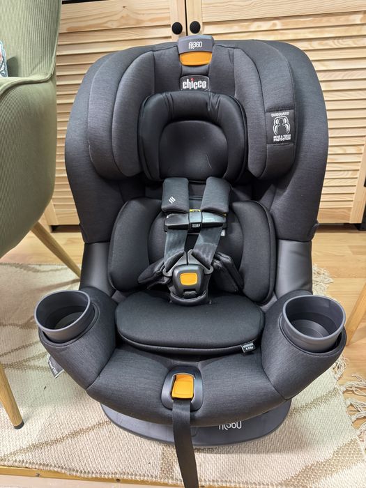Chicco 0-36 кг поворотне 360 градусів