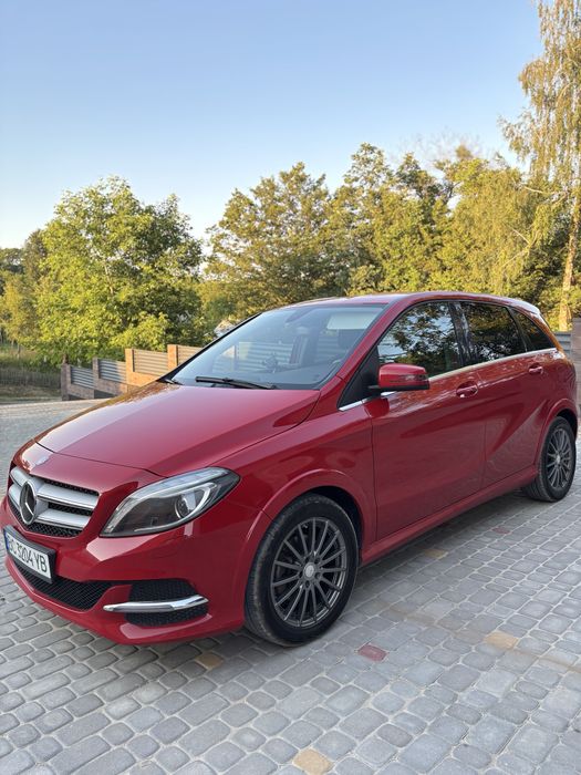 Mercedes-Benz B 250E