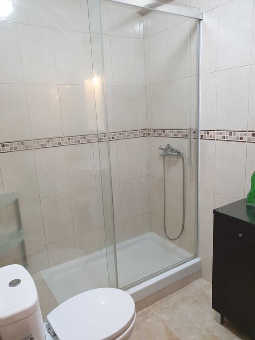 Quarto para arrendamento mobilado com despesas incluídas