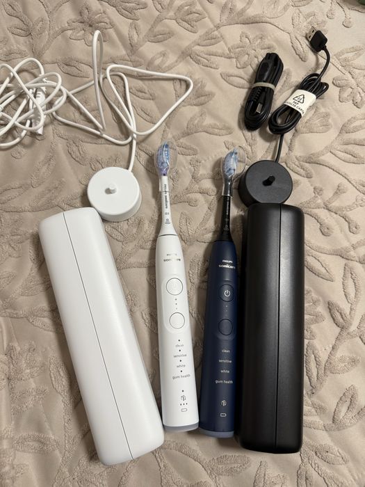 Philips Sonicare Набір з двох звукових зубних щіток