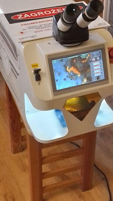 Laserowa spawarka smart laser Nd: YAG . 60W