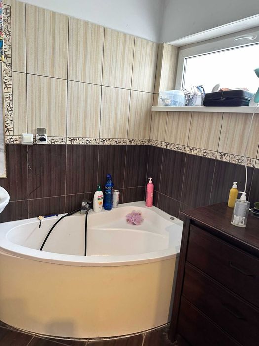 Wynajem domku/pokoi szeregowego w plewiskach na ulicy Jesiennej ogród