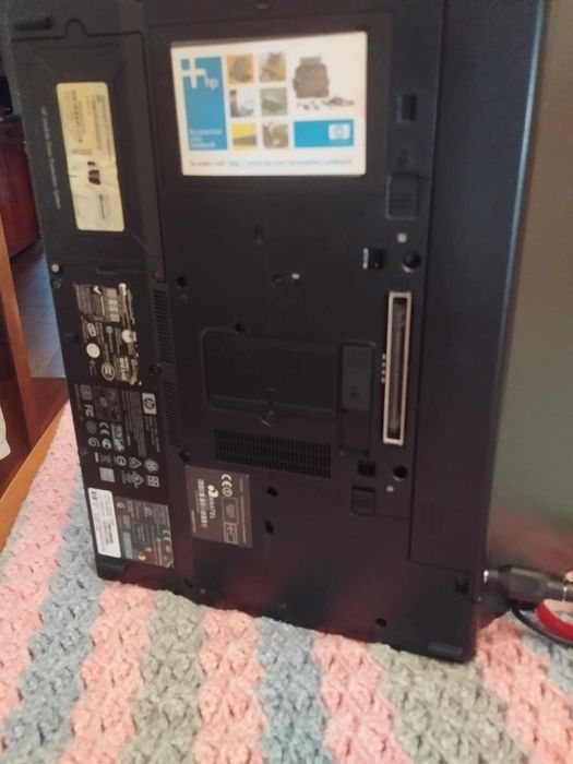 Old Laptop441773528953671681