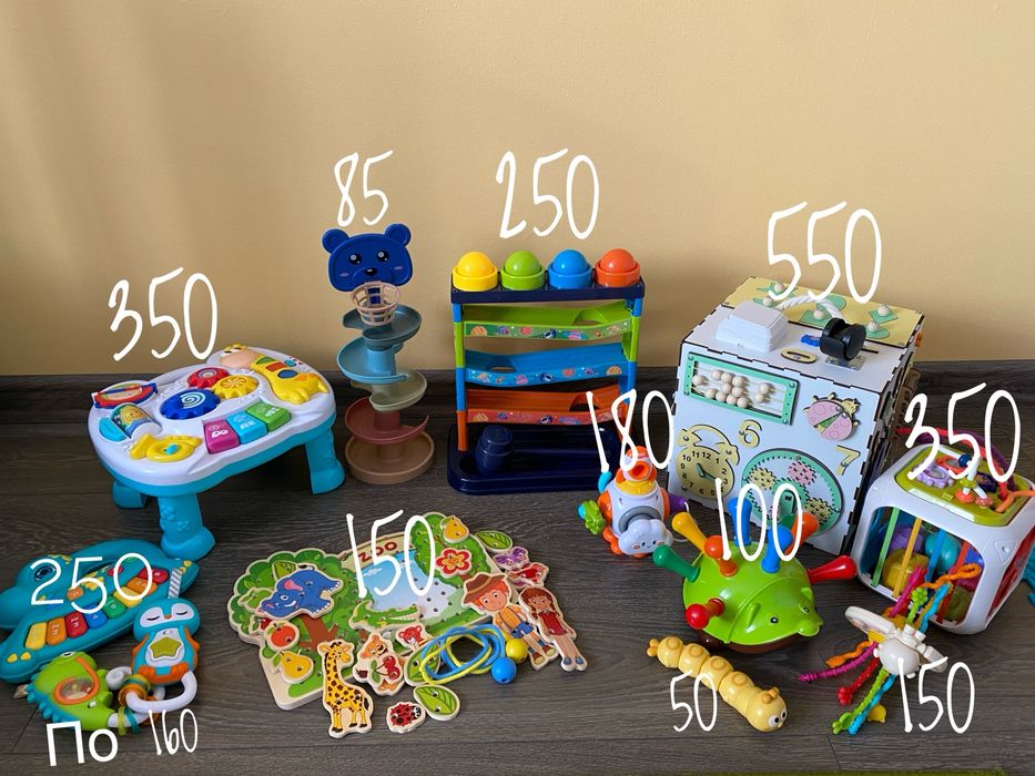 Бізі куб шнурівка стукалка трек музичні іграшки