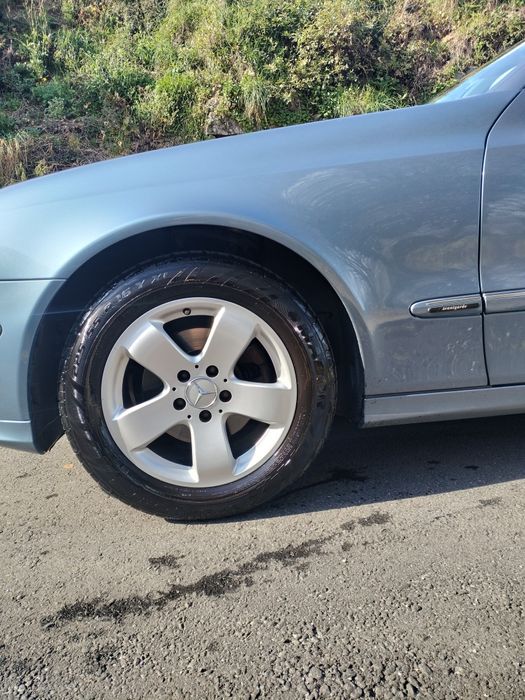 Mercedes E220 CDI - 2004