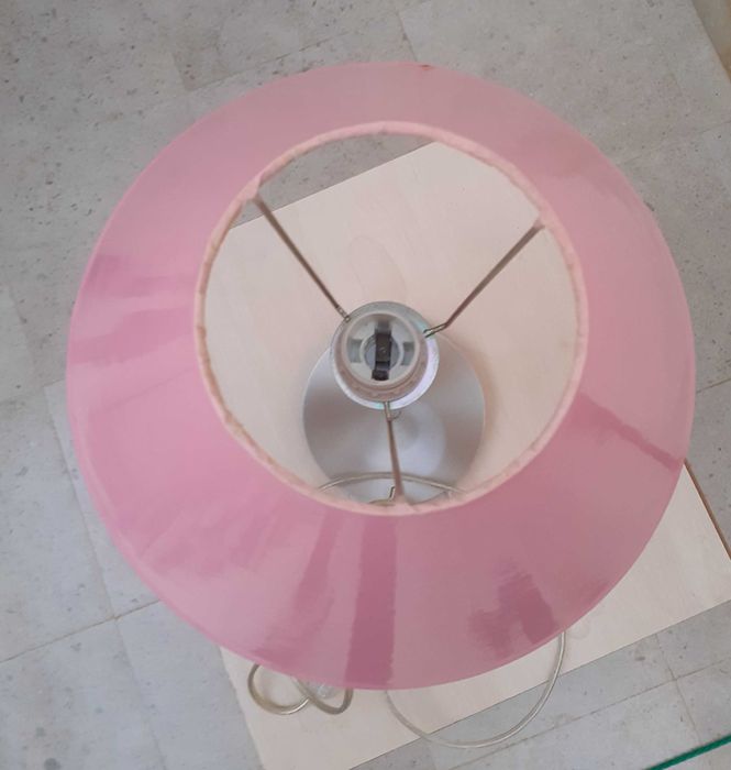 Candeeiro cor de rosa