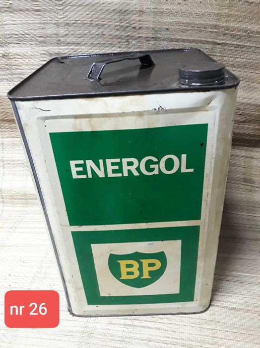 Latas óleo antigas