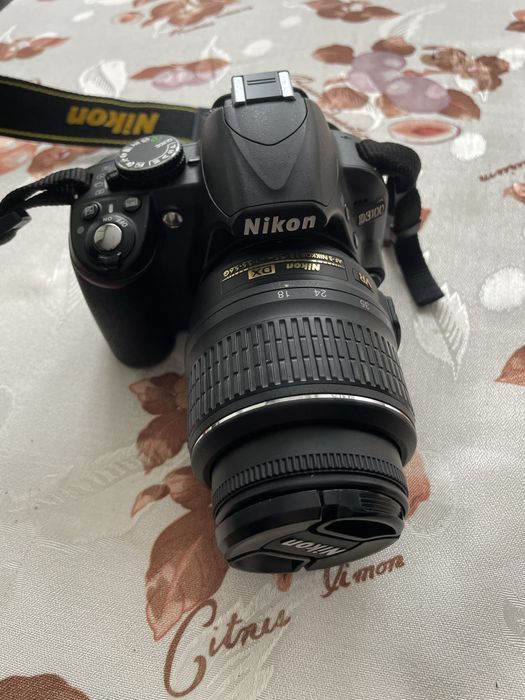 Фотокамера Nikon D3100