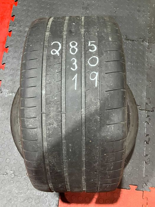Pneu Michelin Pilot Super Sport - 285/30R19