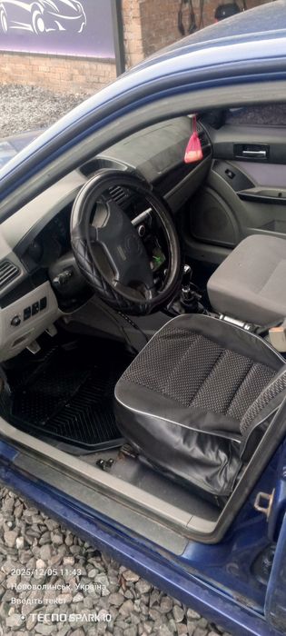 Продам Geely CK, 2008 рік

Продаю надійне та економне авто.
Двигун 1.3