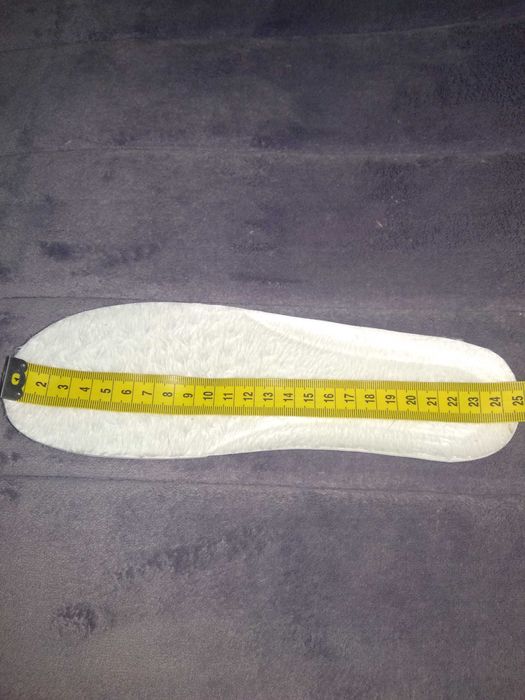 Жіночі зимові чоботи в сучасному стилі хайтоп  37,5-38 нове